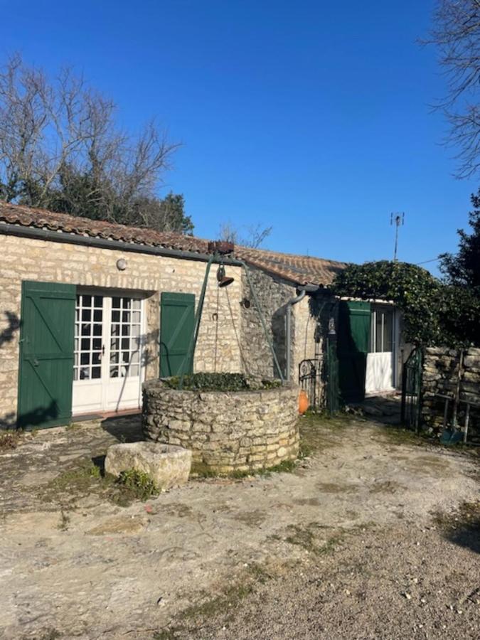 Le Chai Maison De Charme Pour Tribu Joyeuse Le Château-dʼOléron Exteriér fotografie