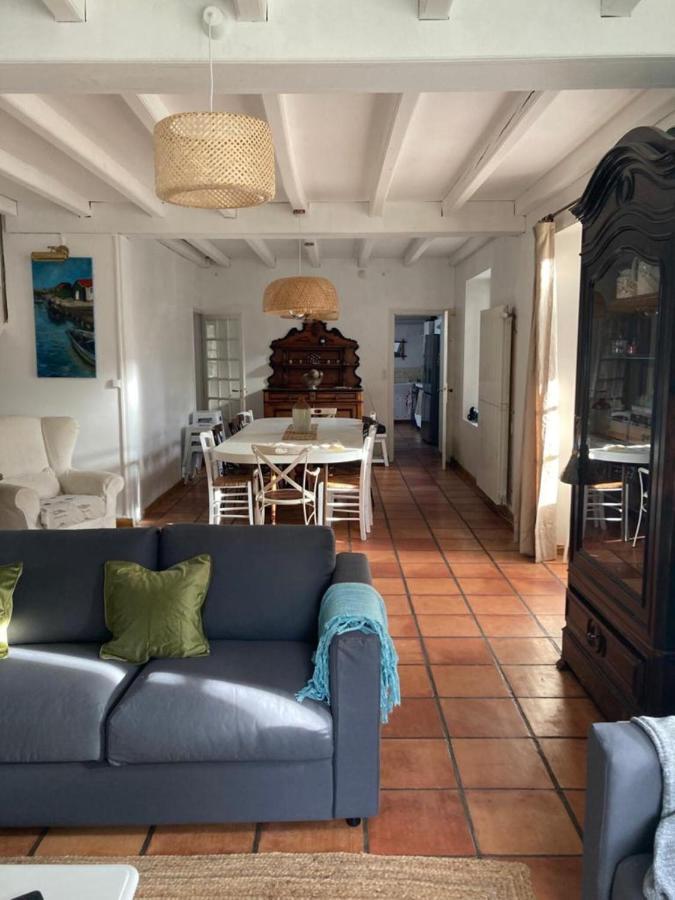 Le Chai Maison De Charme Pour Tribu Joyeuse Le Château-dʼOléron Exteriér fotografie